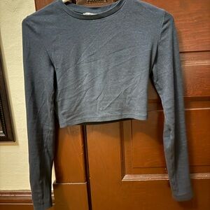 zara long sleeve cropped shirt